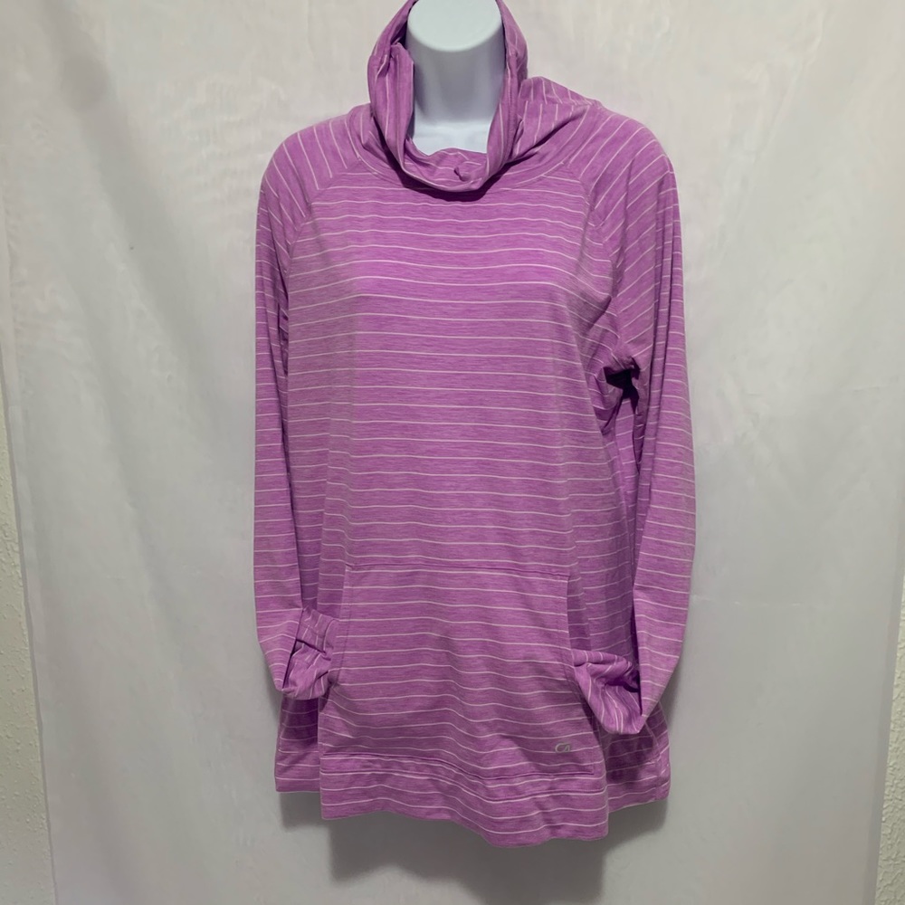 Gap fit pullover long sleeve